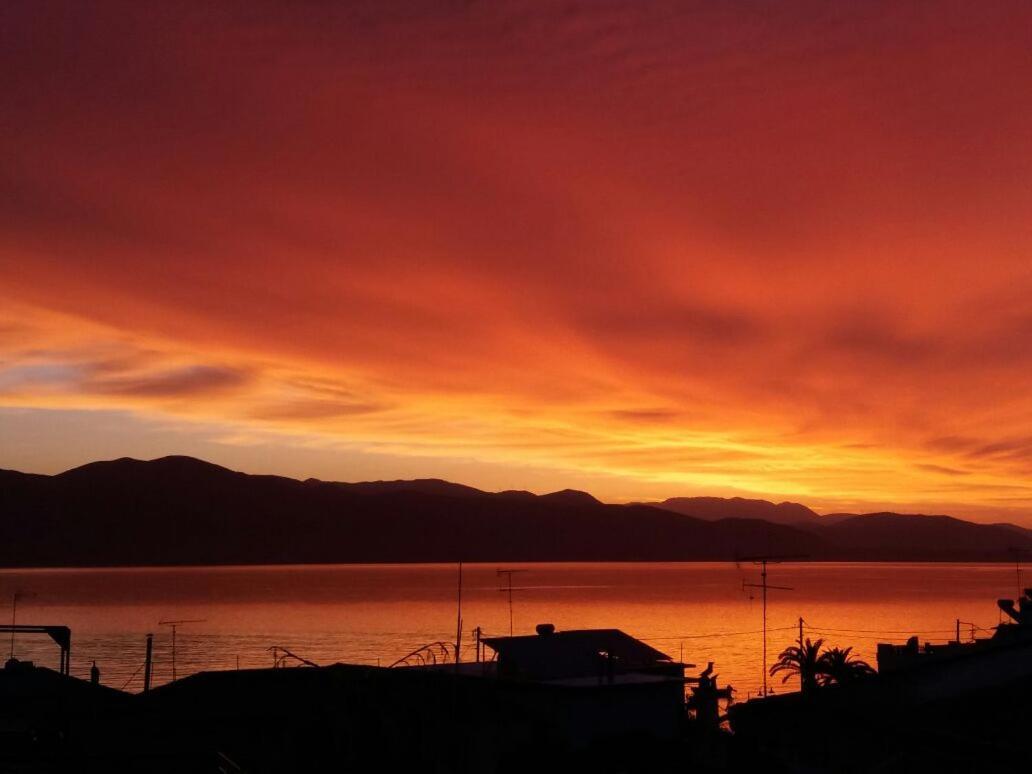 Σελιανίτικα, Διαμέρισμα Με Θέα -50Μ Από Τη Θάλασσα Exterior photo